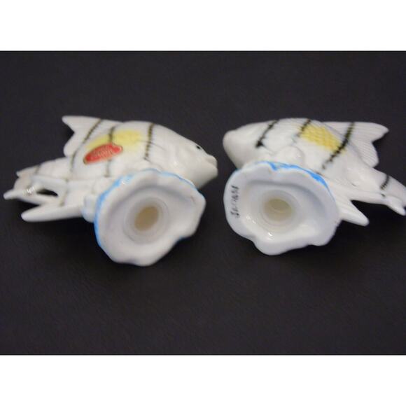 Angel Fish Salt & Pepper Shakers Japan Bone China Ocean Coi 2.5" White Black - Picture 4 of 7